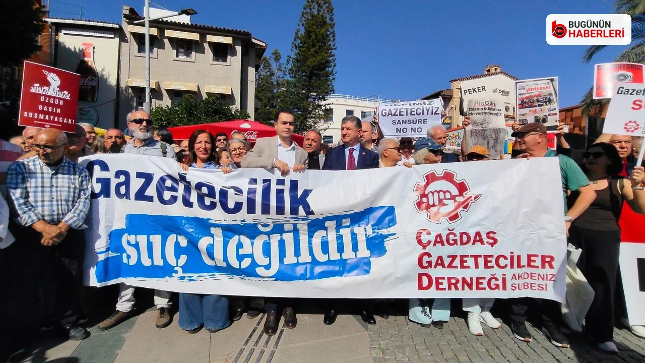 Antalya’da basın özgürlüğü eylemi: Özgür basın vurgusu yapıldı