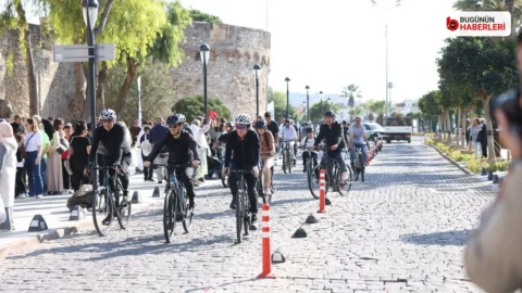 Çeşme’de bisiklet heyecanı: 10 ülkeden 809 sporcu yarın pedal çevirecek
