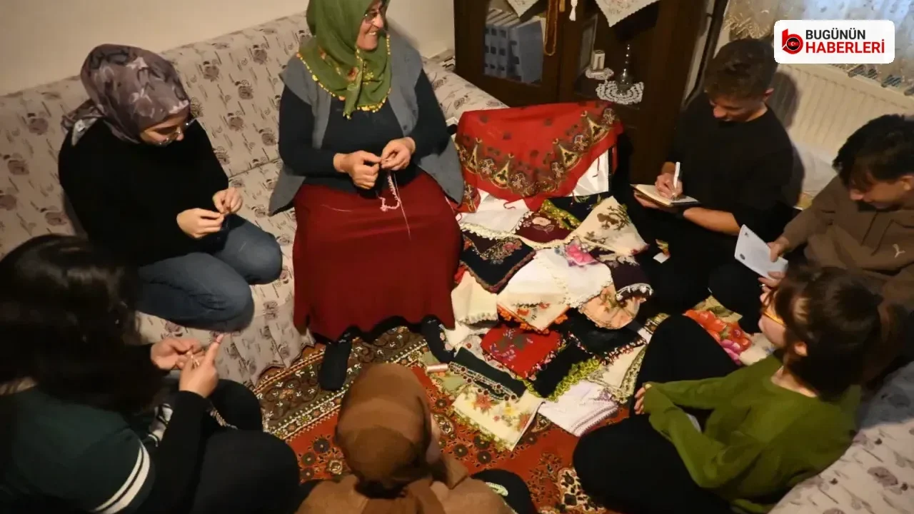 Denizli’de ‘Sandıktaki Hafıza’ projesi: Yazma oyaları incelendi