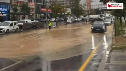 Gaziantep’te sağanak yağış: Nurdağı’ndaki kazada 8 kişi yaralandı