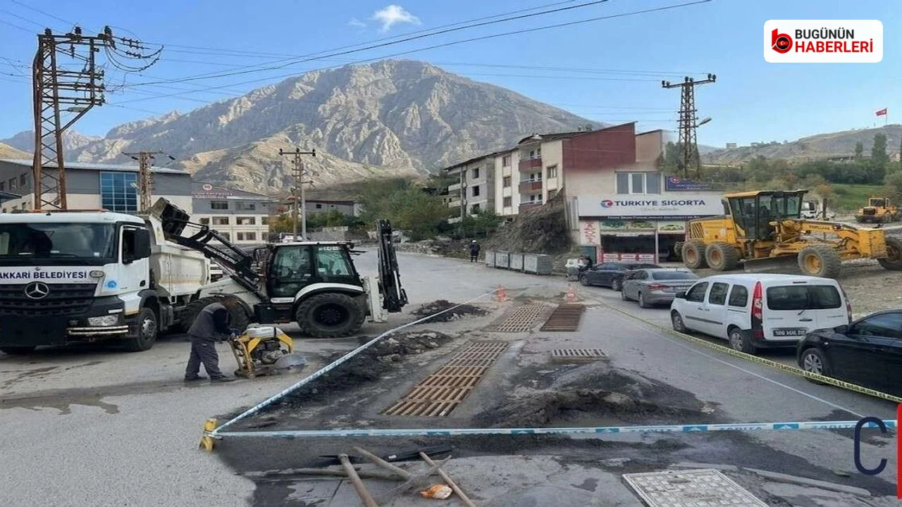 Hakkari’de altyapı ve üstyapı çalışmaları sürüyor