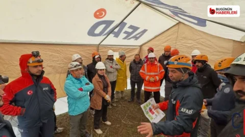 Hakkâri’de CİSAD ekibine arama kurtarma akreditasyon eğitimi verildi