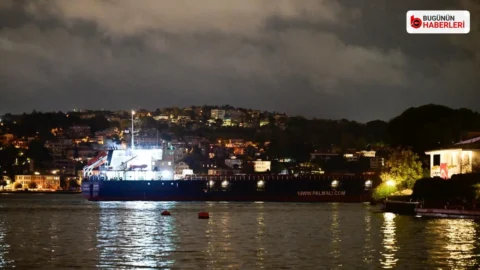 İstanbul Boğazı’nda kargo gemisi arızası: Gemi trafiği çift yönlü durduruldu