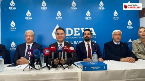 İzmir’de Ali Babacan’dan deprem açıklaması: Hızlı şekilde hazırlanmalı