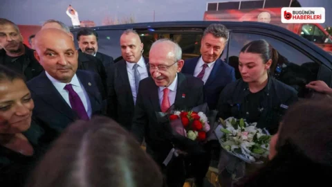 İzmir’den Karkamış’a ziyaret: CHP heyeti Mahir Polat’ın evindeydi