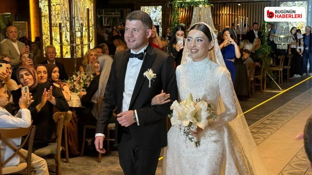 İzmit’te siyaset ve iş dünyasını buluşturan düğün: Ömer Faruk dünyaevine girdi