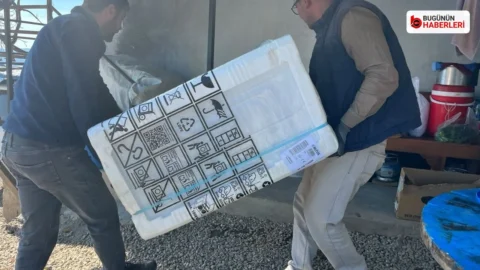 Kozan’da yangınzede ailelere destek: Ev eşyaları teslim ediliyor