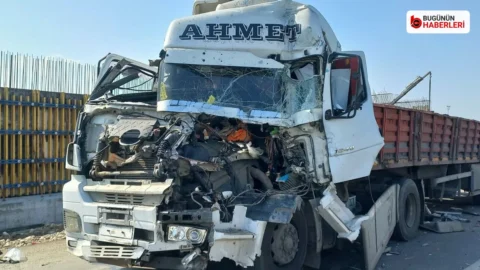 Manisa-Turgutlu yolunda kaza: Tır kamyona çarptı, sürücü ağır yaralı