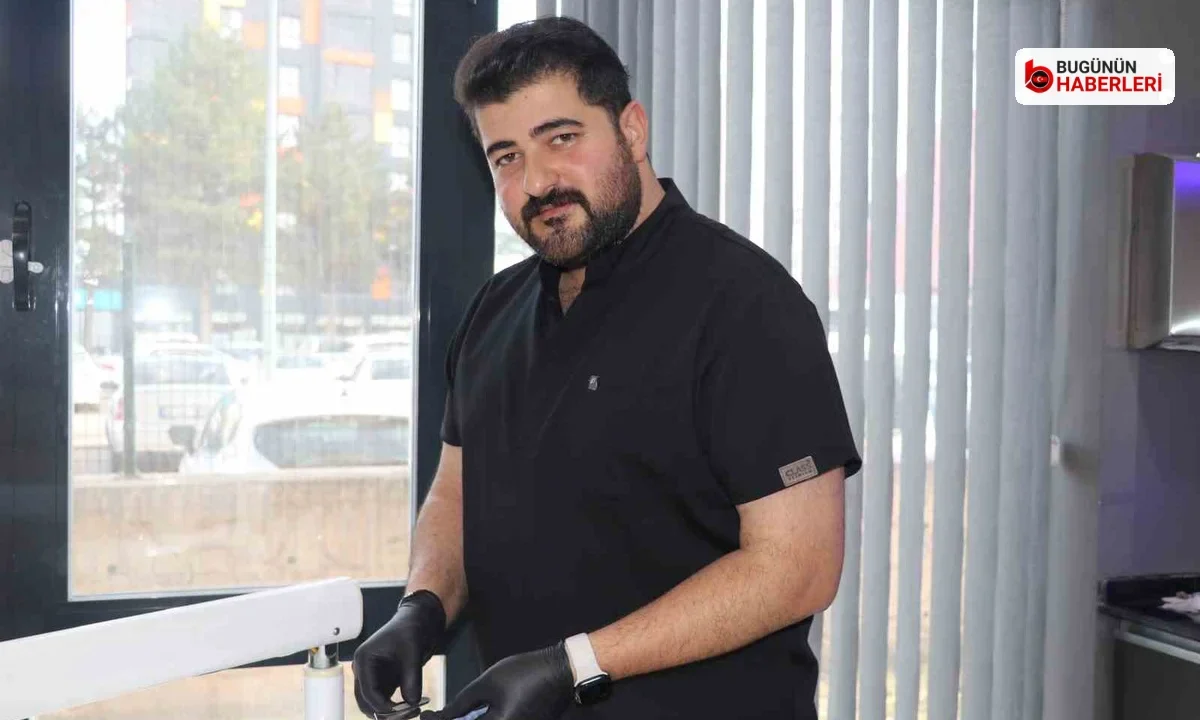 Sivas’ta diş hekimi Eypio benzerliğiyle dikkat çekiyor