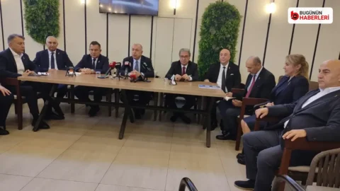 Ümit Özdağ’dan Denizli’de ekonomi ve tekstil sektörü eleştirisi