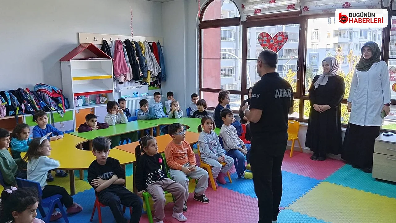 Yeşilyurt’ta Kur’an kursu öğrencilerine deprem tatbikatı: Bilinçlendirildiler